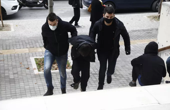 Θεσσαλονίκη: Ληστεία και Φόνος σε ψιλικατζίδικο: Ισόβια σε 1 κατηγορούμενο
