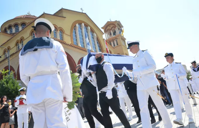 Κηδεία 19χρονης ναυτικής δοκίμου
