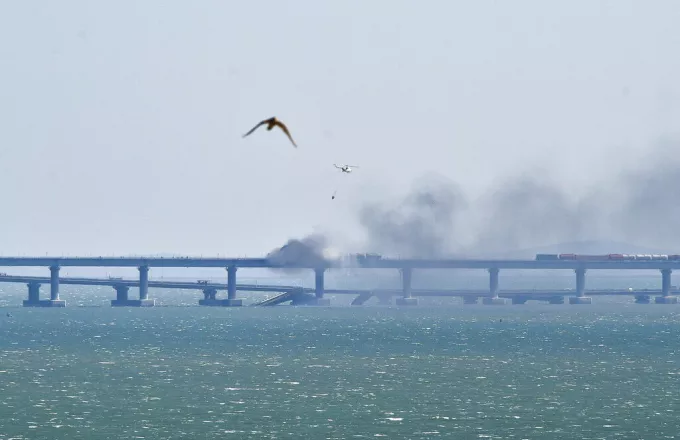 Έκρηξη στη γέφυρα της Κριμαίας