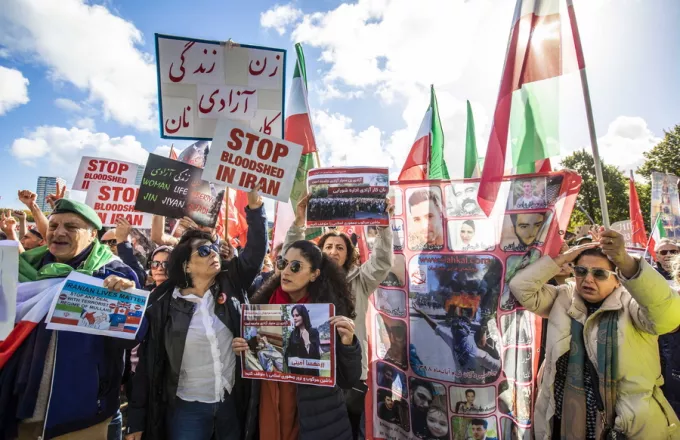 Κινητοποιήσεις παρά την καταστολή στο Ιράν: «Ισλαμική Δημοκρατία, δεν σε θέλουμε»