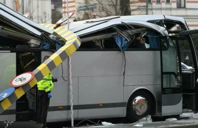 Δυστύχημα με λεωφορείο στο Βουκουρέστι: