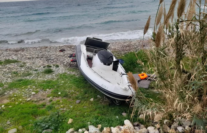 Νάξος: Σκάφος με μετανάστες από την Τουρκία στο νησί