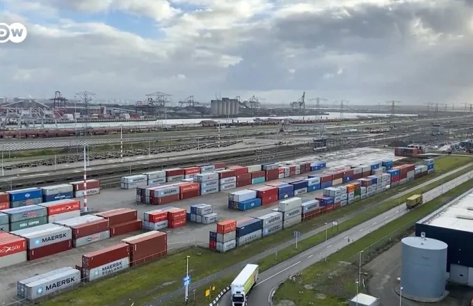 dw illegal cocaine trading in the belgian port of antwerp