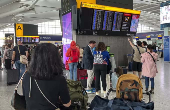 Ηνωμένο Βασίλειο: Έλεγχοι και καθυστερήσεις σε αεροδρόμια για εντοπισμό δραπέτη