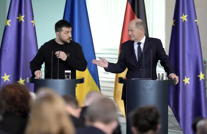 Βοήθεια στην Ουκρανία για την ειρήνη στην Ευρώπη ζήτησε ο Σολτς