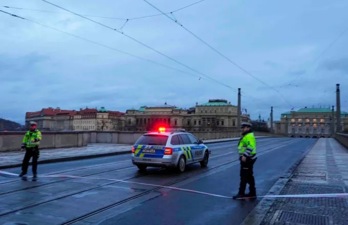Πυροβολισμοί σε Πανεπιστήμιο στην Πράγα – Αναφορές για νεκρούς και τραυματίες 