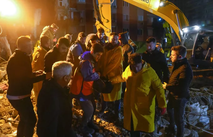 Σεισμοί- Τουρκία: Επταήμερο εθνικό πένθος κήρυξε ο Ερντογάν