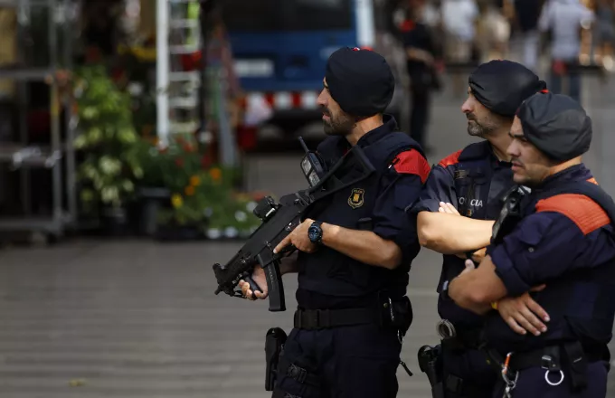 Δεκαεπτά συλλήψεις με μεγάλη αντιτρομοκρατική επιχείρηση στην Καταλονία