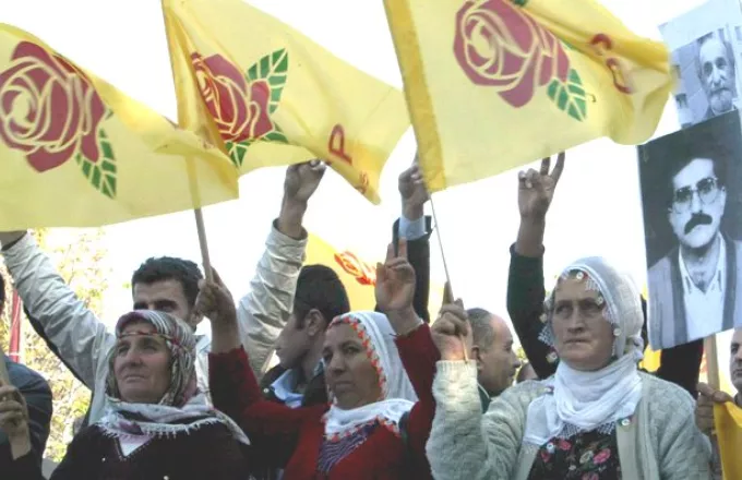 "Stop" στο φίλο-κουρδικό κόμμα