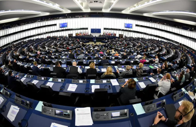 «Μαχαίρι» του ευρωκοινοβουλίου σε κονδύλια 70 εκατ. για την Τουρκία