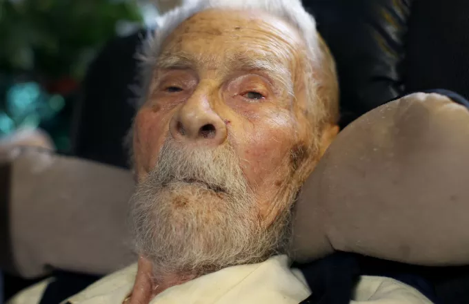 «Έφυγε», στα 111, ο γηραιότερος άνδρας του κόσμου