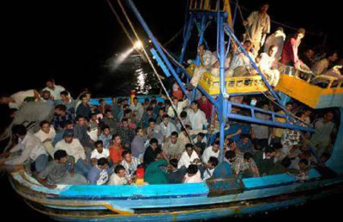 Τουλάχιστον 120 ναυαγοί λαθρομετανάστες εντοπίστηκαν στα Κύθηρα