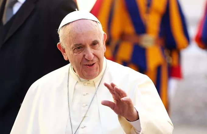 Λάθος tweet του Πάπα στηρίζει ομάδα αμερικάνικου ποδοσφαίρου