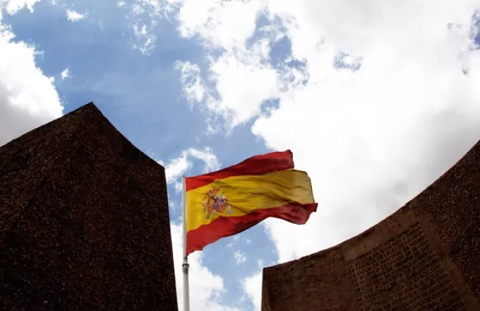 Ισπανία: Για πρώτη φορά, η άκρα δεξιά σε περιφερειακή κυβέρνηση 