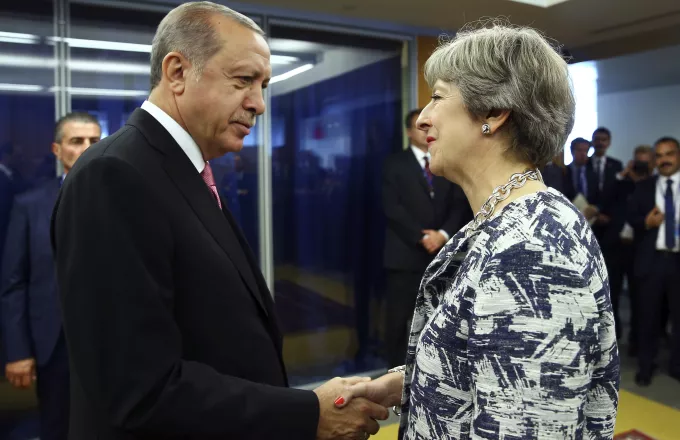 Συνάντηση Ερντογάν - Μέι στη Βρετανία στις 15 Μαΐου