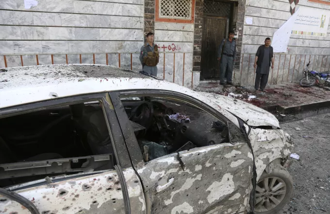 Δύο βομβιστικές επιθέσεις στην Καμπούλ με 25 νεκρούς