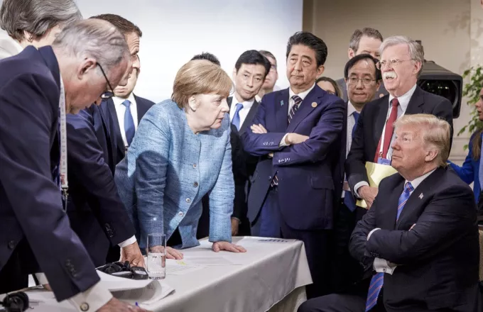Οι G7 ηγέτες καλούν τη Ρωσία να σταματήσει να υπονομεύει τις δημοκρατίες