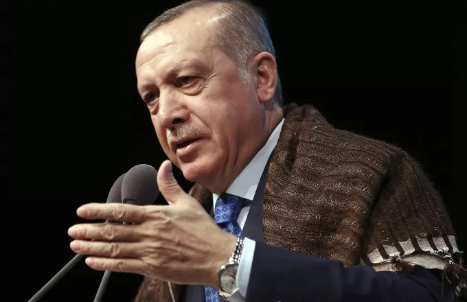 Ερντογάν: Κανείς δεν έχει δικαίωμα να παίζει με την υπερηφάνεια των Τούρκων