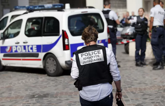 Γαλλία: Συναγερμός στη Λιλ: Ακινητοποιήθηκε ύποπτο όχημα με χημικά