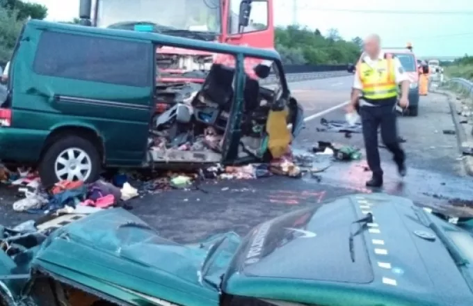 Εννέα νεκροί σε δυστύχημα στην Ουγγαρία, στο Facebook ήταν ο οδηγός