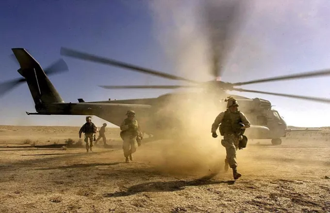 Τριακόσιους πεζοναύτες στέλνουν οι ΗΠΑ στη μάχη κατά των Ταλιμπάν