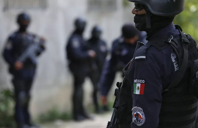 Τέσσερις αστυνομικοί έπεσαν νεκροί σε ενέδρα στο Μεξικό