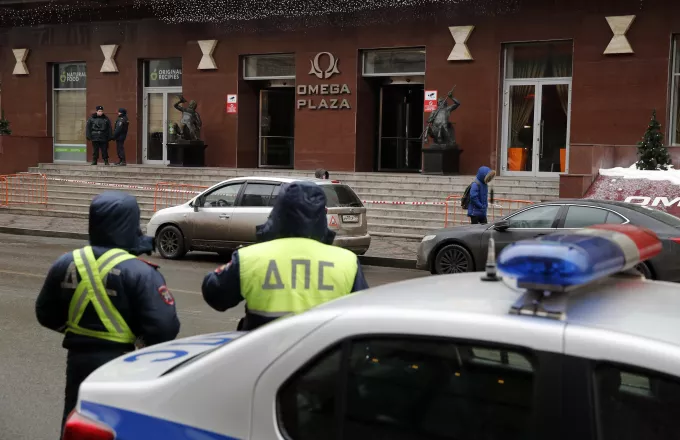 Ρωσία: Ένοπλος άνοιξε πυρ κατά αστυνομικών στο κέντρο της Μόσχας