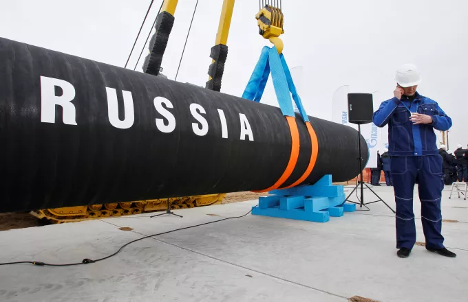 «Φωτιά» παίρνουν φυσικό αέριο και πετρέλαιο μετά τις μειωμένες παραδόσεις της Gazprom