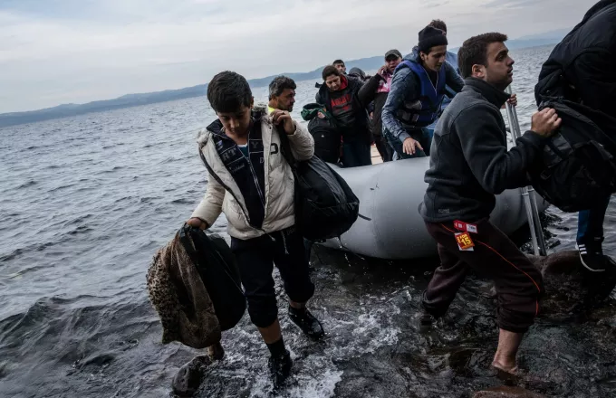 Έφτασαν 1.900 πρόσφυγες στα νησιά μέσα σε μια εβδομάδα