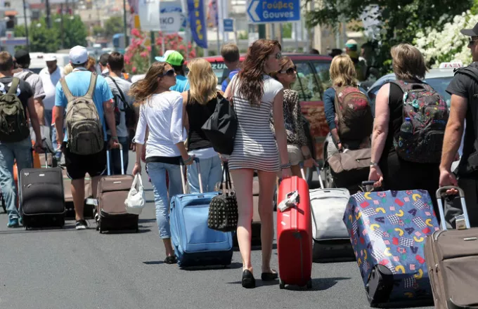 Απογειώθηκε η κίνηση στα ελληνικά αεροδρόμια το πρώτο επτάμηνο του έτους