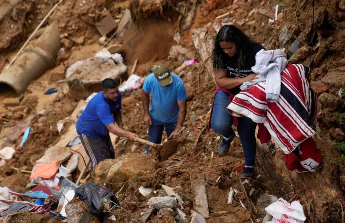 Βραζιλία: Ξεπέρασαν τους 200 οι νεκροί εξαιτίας των κατολισθήσεων και των πλημμυρών στην Πετρόπολις