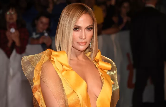 Jennifer Lopez: Τα 11 κόλπα που κάνει για να δείχνει 20 χρόνια πιο νέα
