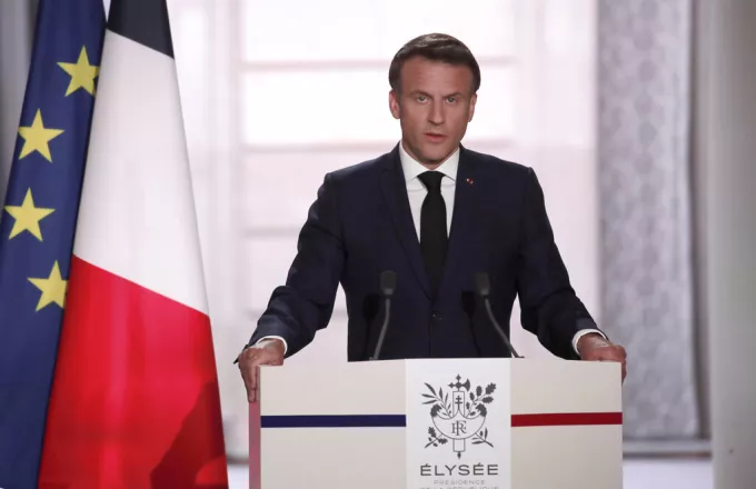 Γαλλία: Προβάδισμα 1% του Μακρόν έναντι του Μελανσόν ενόψει των βουλευτικών εκλογών