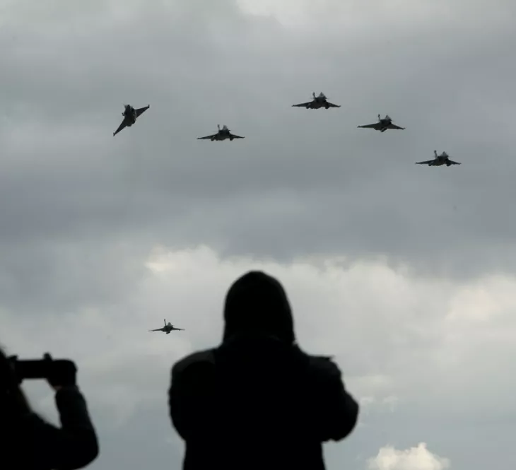 Τουρκία: Προβληματισμός για τα ελληνικά μαχητικά Rafale και τα F-35
