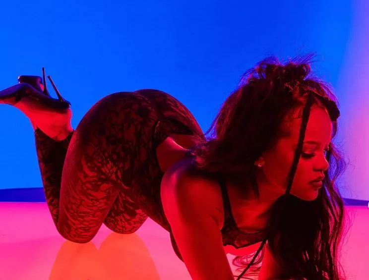 H Rihanna 