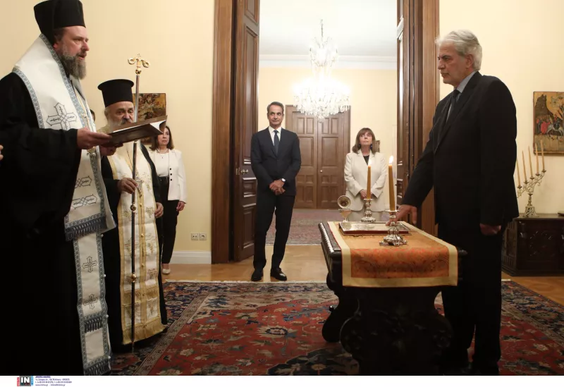 στυλλιανιδης