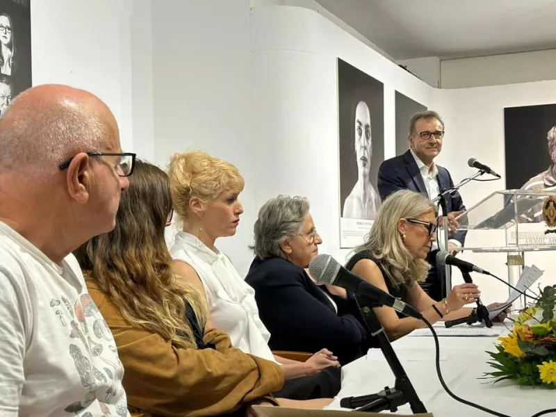 Έκθεση