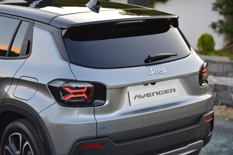 JEEP AVENGER
