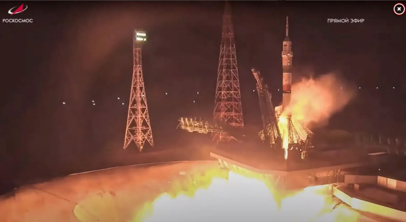 Η Ρωσία εκτόξευσε διαστημόπλοιο διάσωσης για 3 αστροναύτες 
