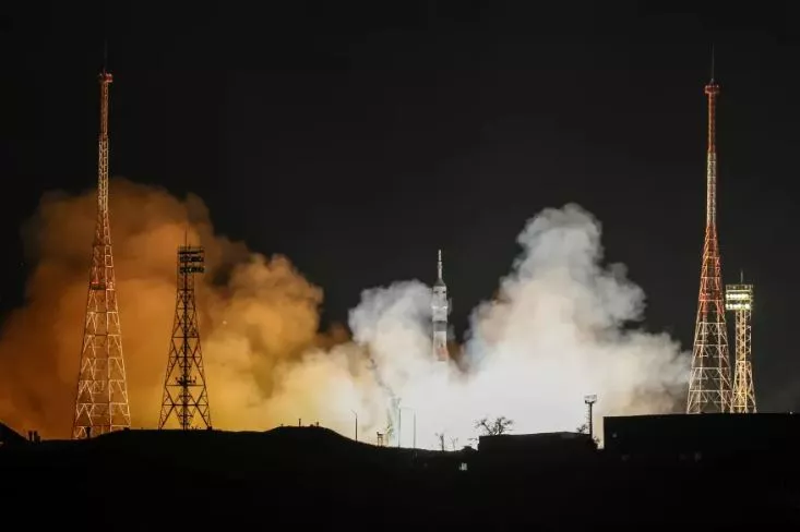 Η Ρωσία εκτόξευσε διαστημόπλοιο διάσωσης για 3 αστροναύτες 