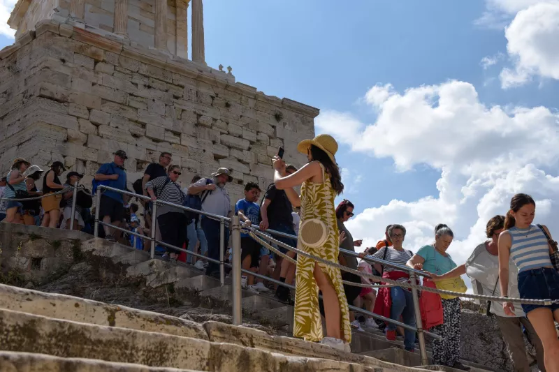 ακροπολη τουριστες