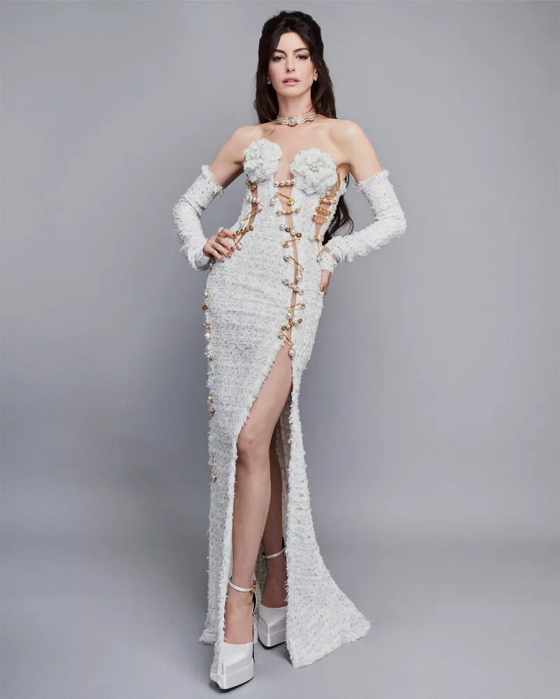Η Anne Hathaway