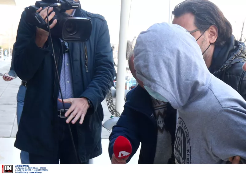αποστρατος