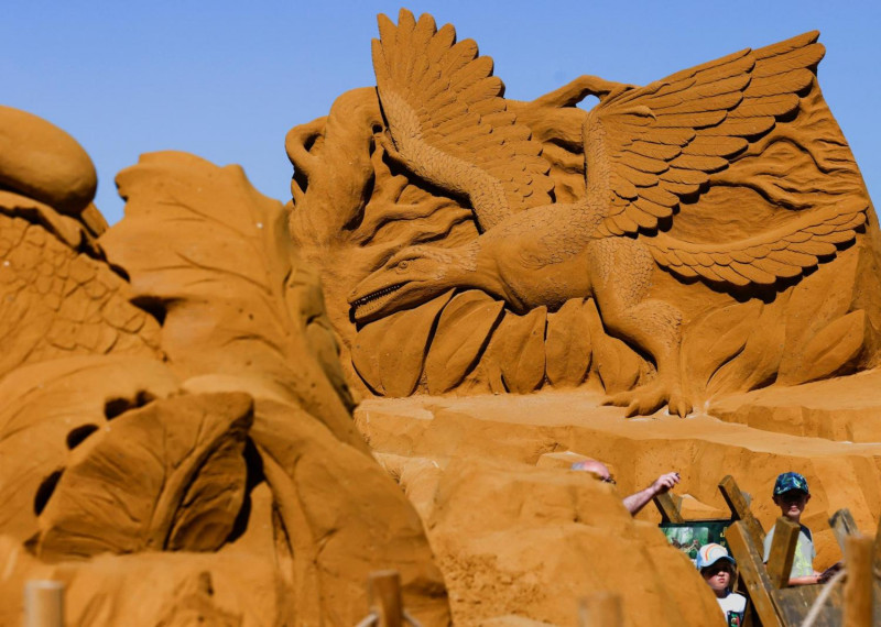Το φεστιβάλ «Δεινόσαυροι στην άμμο» στο Βέλγιο