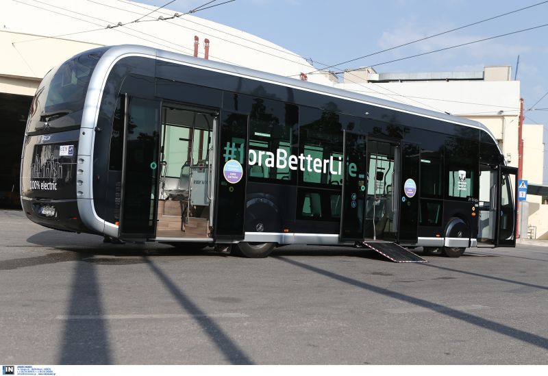 Φουτουριστικά τα ηλεκτρικά λεωφορεία στην Αθήνα - Καραμανλής: Μέσα στο 2022  τα πρώτα στους δρόμους | ΣΚΑΪ