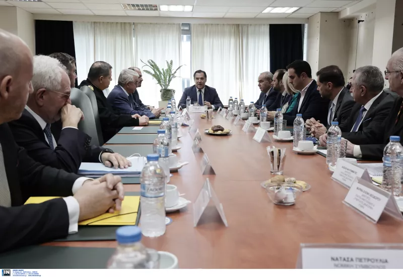 Συμφωνία για ναυπηγεία Ελευσίνας