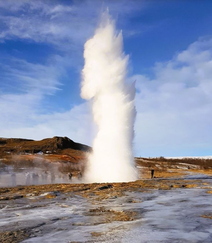 Το εντυπωσιακό φυσικό φαινόμενο της Ισλανδίας