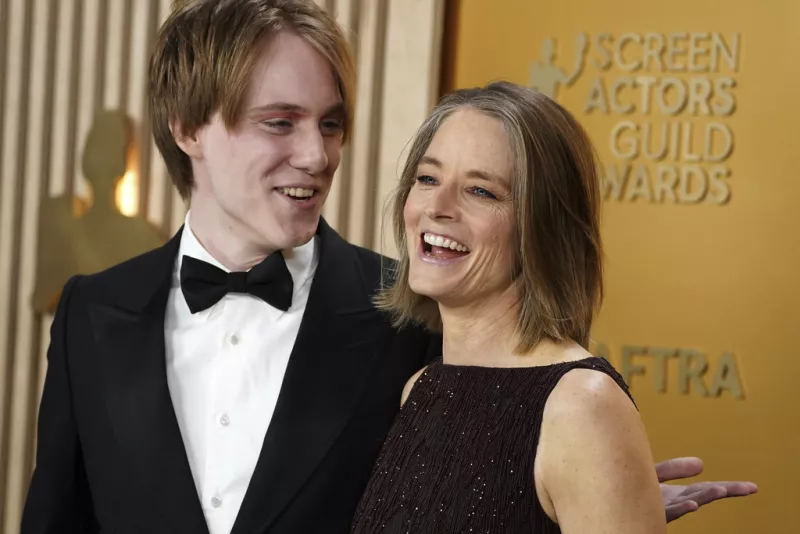 Η Jodie Foster και ο γιος της