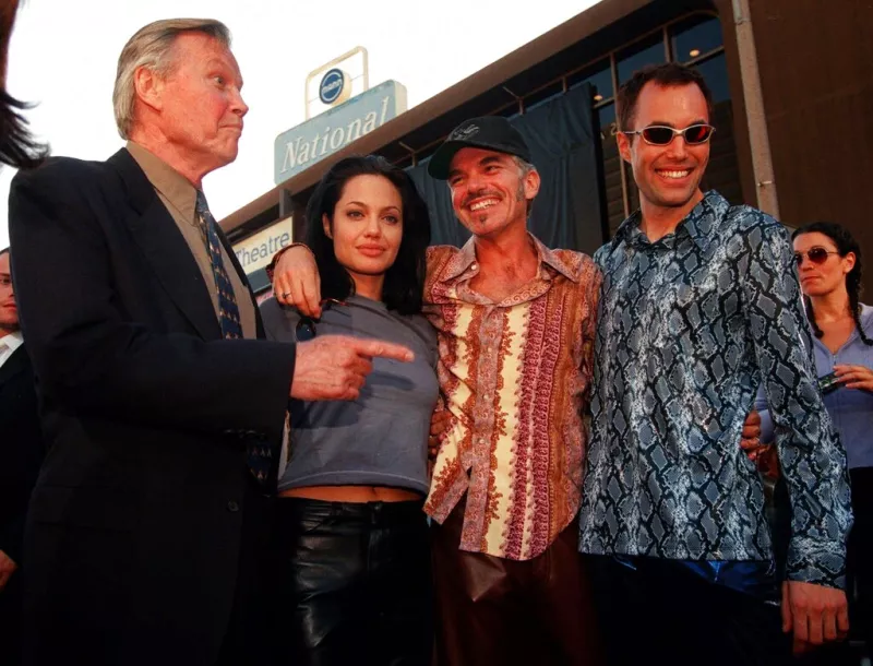 Ο Jon Voight με την Angelina Jolie 