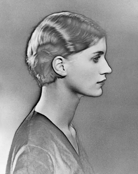 H Lee Miller 